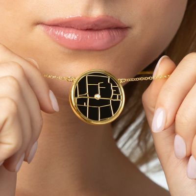 Besonderer Ort Onyx Karten Halskette [750er Gold Vermeil]