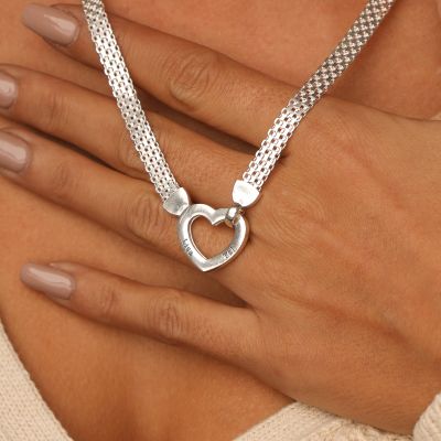 Ties of Heart Herringbone Name Necklace [Sterling Silver]