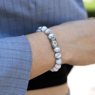 Ties of Heart Women Bracelet With Howlite Stones [Sterling Silver]