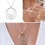 Cirkels van Liefde Naam Ketting [Sterling Zilver]