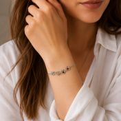 Ties of Love Frame Birthstone Bracelet [Silver]