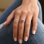Anillo Carina con Efecto Martillado Piedra de Nacimiento Grande y Redonda [Plata de Ley]
