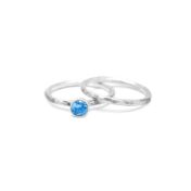 Anillo Carina con Efecto Martillado Piedra de Nacimiento Grande y Redonda [Plata de Ley]