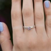Anillo Carina Piedra de Nacimiento Cuadrada [Plata de Ley]