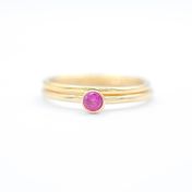 Anillo Carina con Piedra de Nacimiento pequeña y redonda [Oro Vermeil de 18K]
