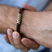 Men Bracelet with Engraved kid's names on brown leather wristband