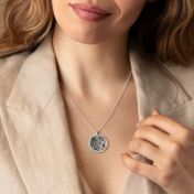 Family Circle Silhouette Map Necklace with Names [Sterling Silver]