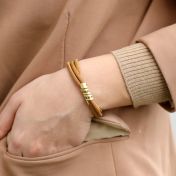 Bracelet Famille avec Prénoms pour Femme - Plaqué Or 18ct [Daim Moutarde]