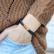 Bracciale con Nomi di Famiglia - Pelle Scamosciata Nera [Placcato Oro 18kt]