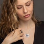 Ties of Heart Silhouette Map Necklace [14 Karat White Gold]