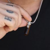 Herrenkette aus braunem Tigerauge mit Gravur - Sterlingsilber