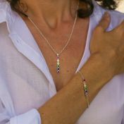 Collar Talisa Estrellas Arcoíris Vertical [Plata de Ley]