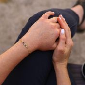 Glänzendes Liebe Armband [750er vergoldet]