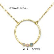 Collar de Piedras de Nacimiento Amor de Madre (Plata Bañada en Oro - Efecto Martillo)