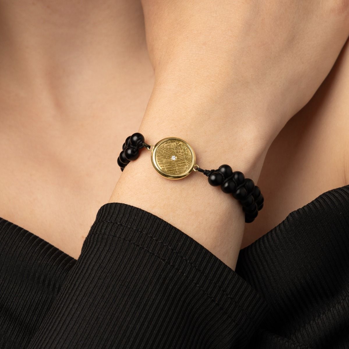 Black Onyx Engraved Map Bracelet [14 Karat Gold]