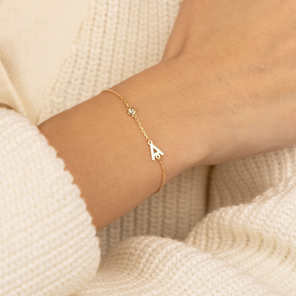 Helena Diamond Initial Bracelet [14 Karat Gold]