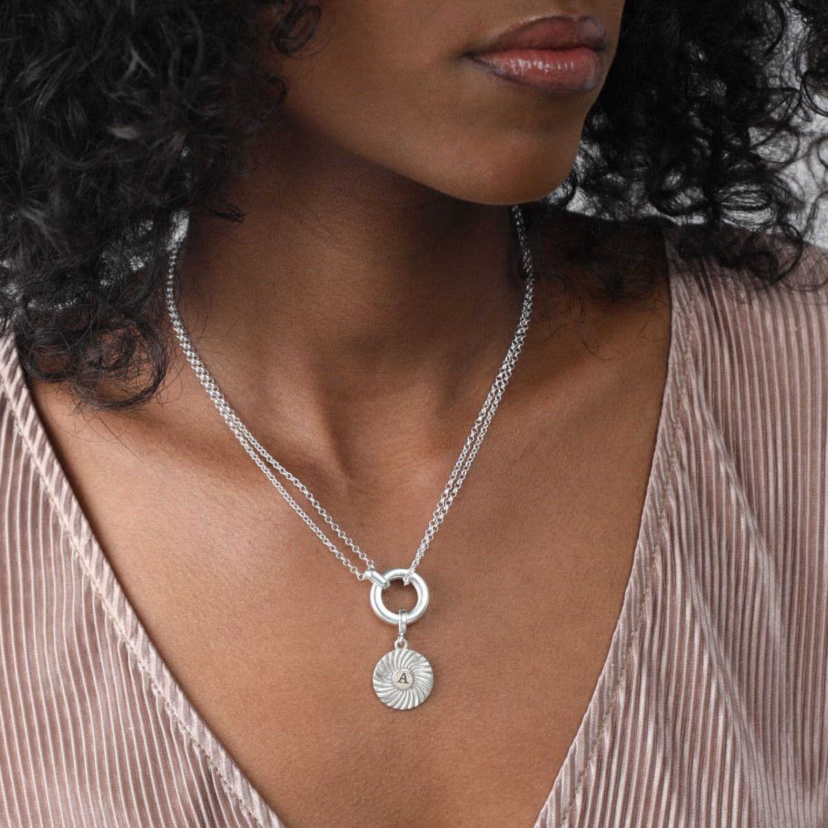 Cirkel Bedel met Initiaal [Sterling Zilver]