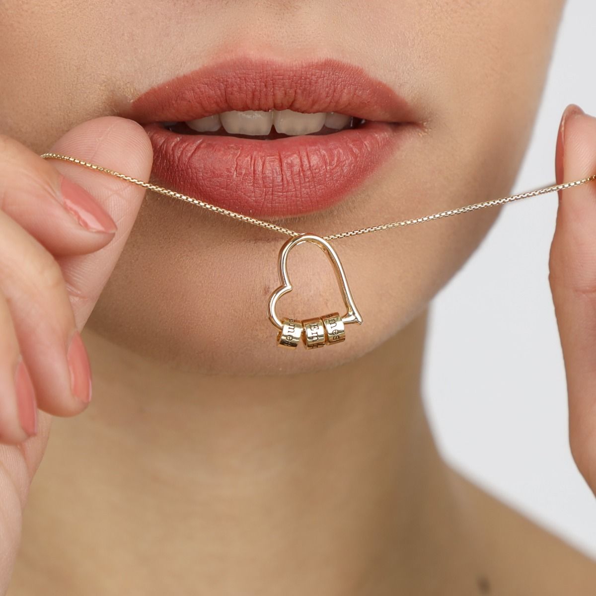 Delicate Ties of the Heart Name Necklace [14 Karat Gold]