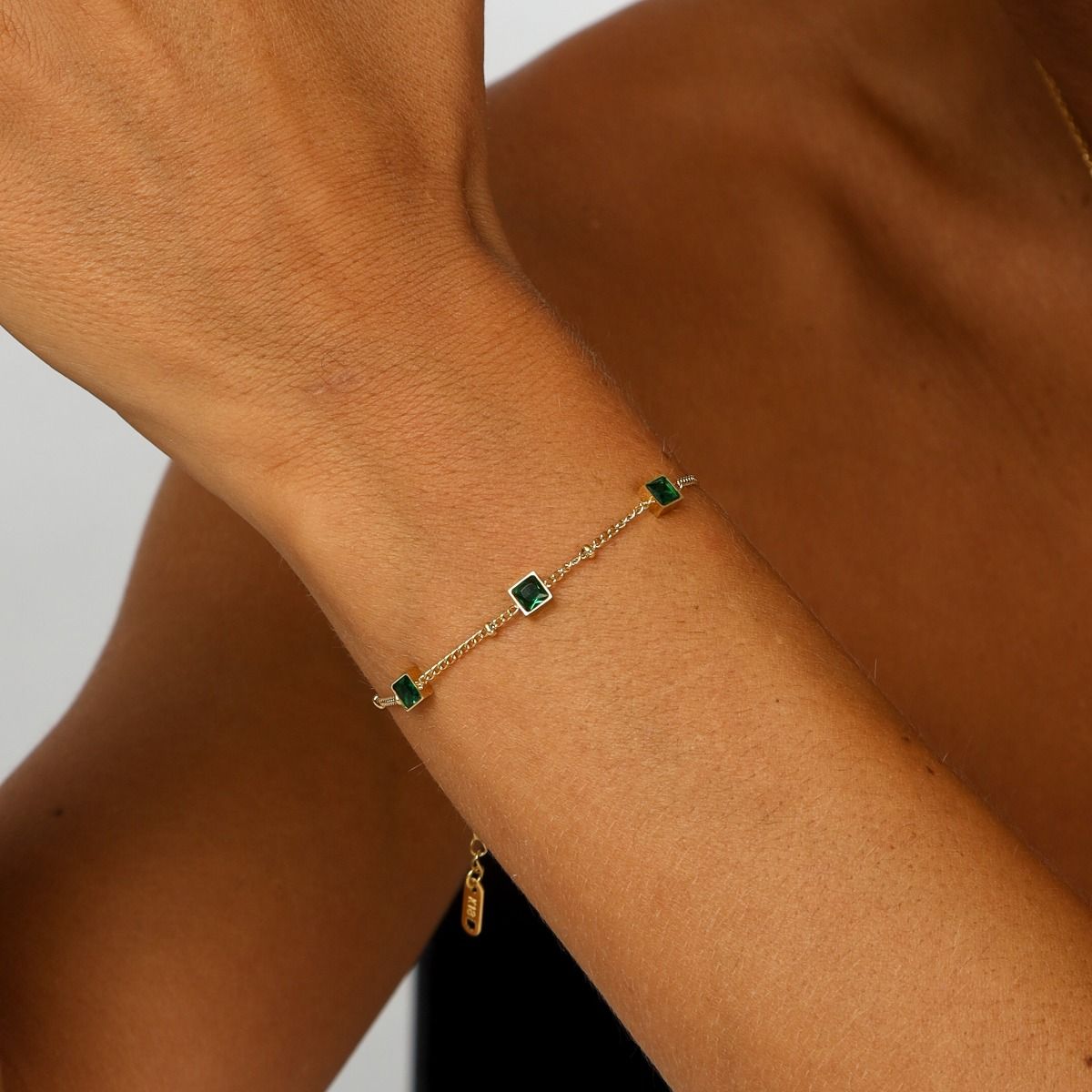 Emily Connected Chain Bracelet