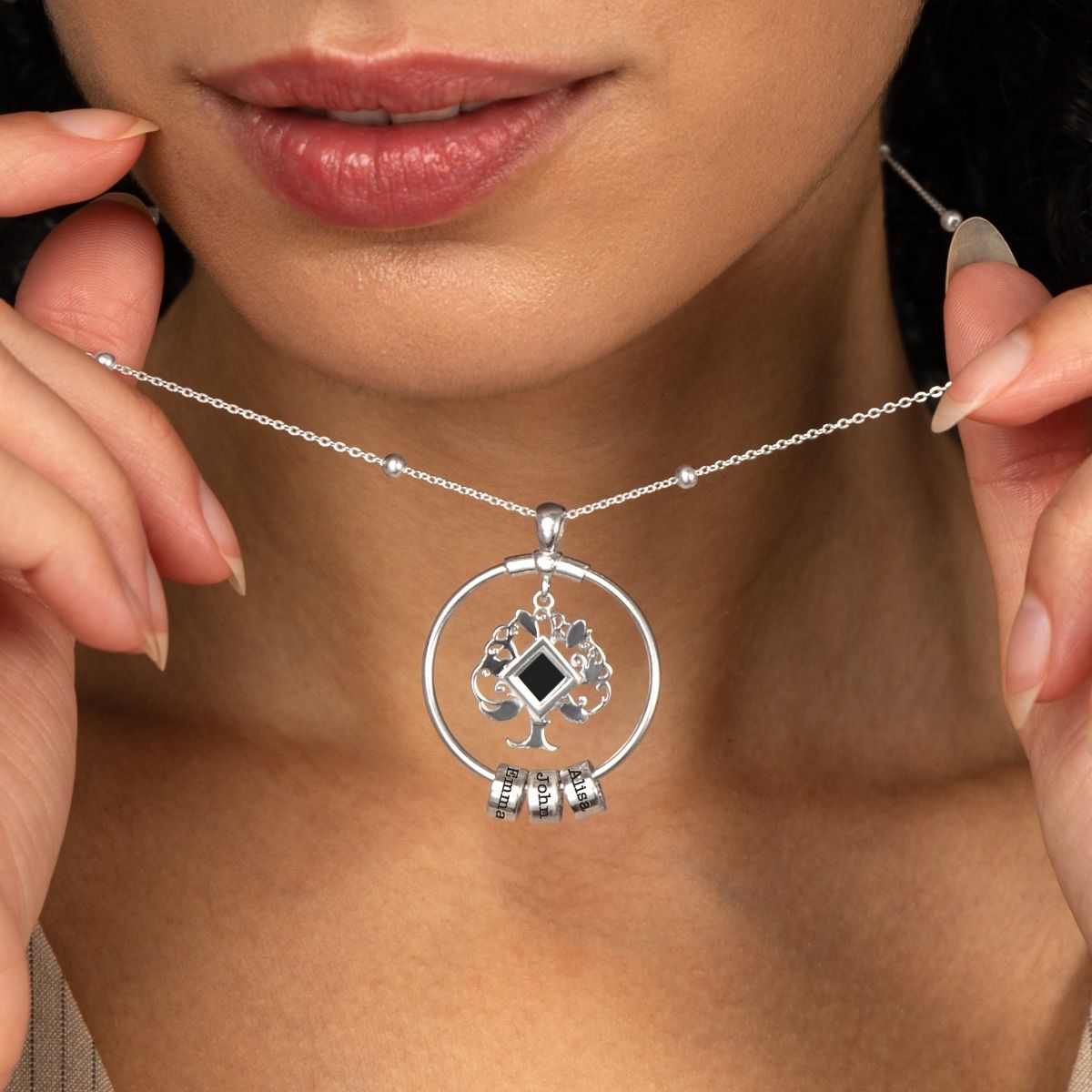 Family Tree Name Necklace With Nano Bible [Sterling Silver]