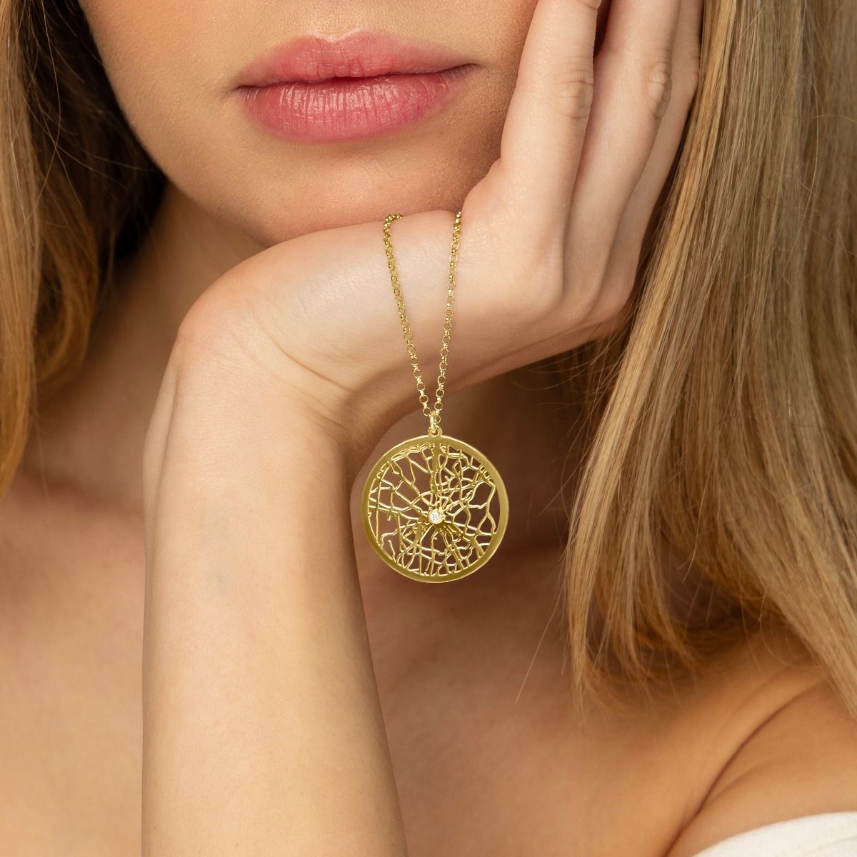 Talisa Halskette mit Kartenanhänger [750er Gold Vermeil]