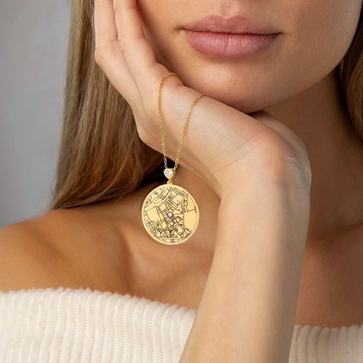 Collier Talisa Carte Gravée avec Diamant en Forme de Cœur – Vermeil 18ct