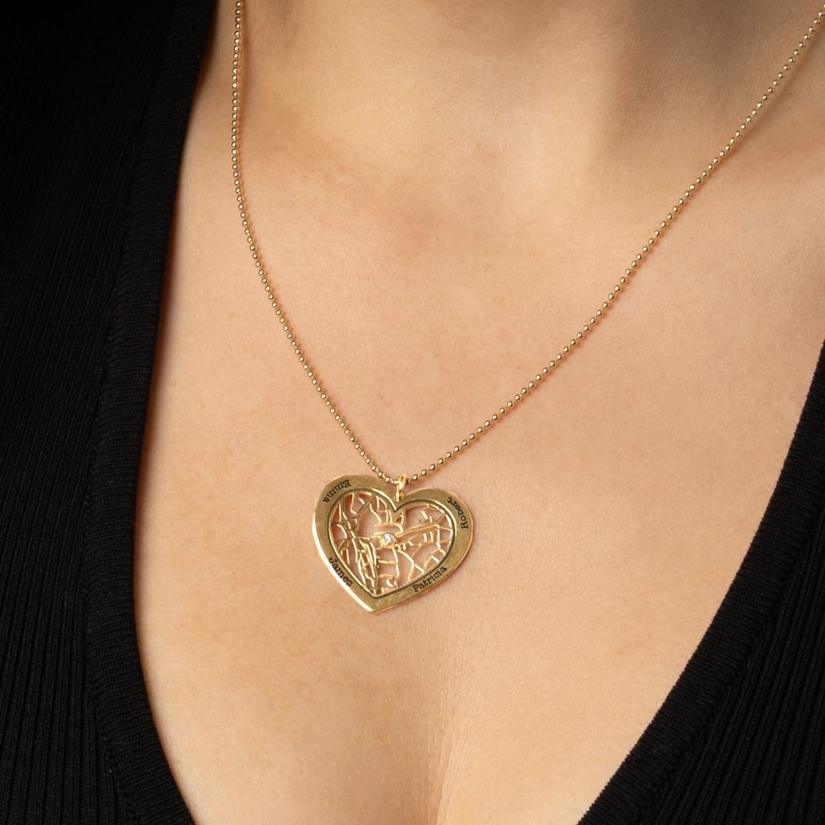 Ties of Heart Map Name Necklace [14 Karat Gold]