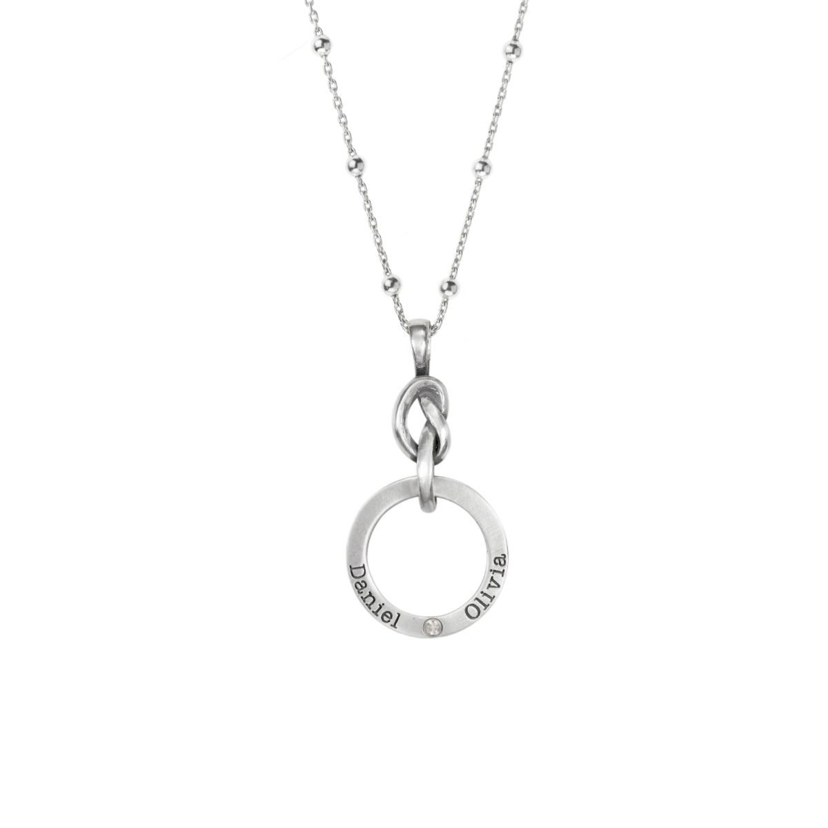 Ties of Love Name Necklace [Sterling Silver]