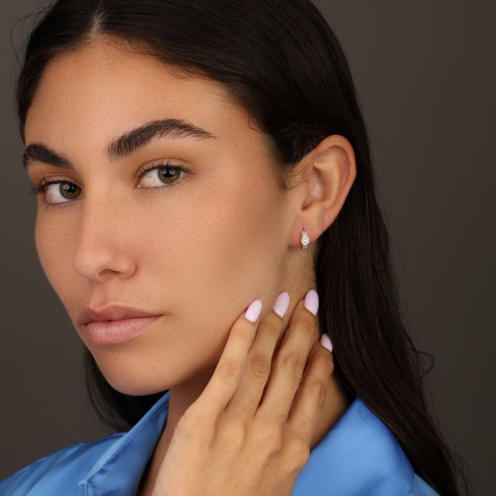 Amelia Pearl Earrings in Silver Pearl Jewelry by Talisa