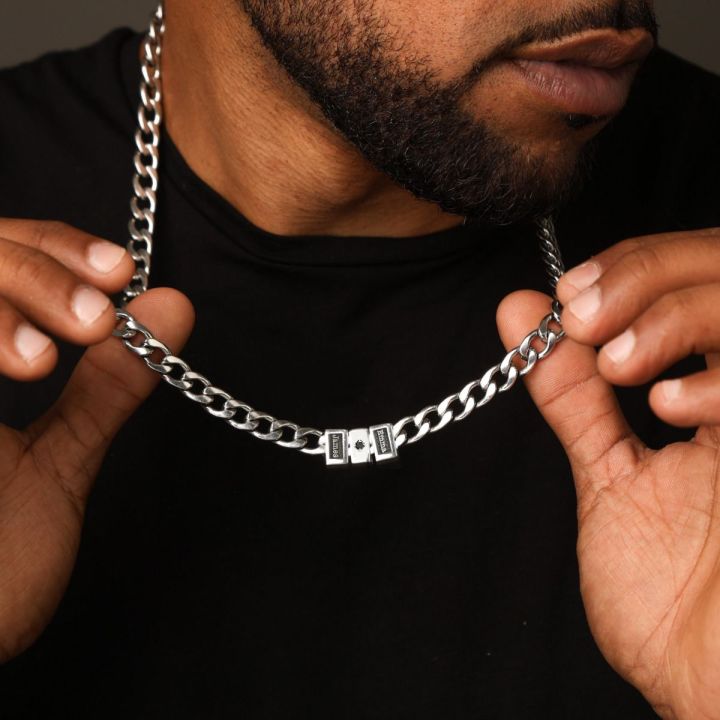 Cuban Link Chain Name Necklace with Black Diamond