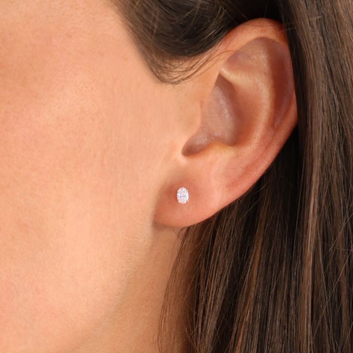 Oval Diamond Stud Earrings - 0.4 ct [14 Karat Gold]
