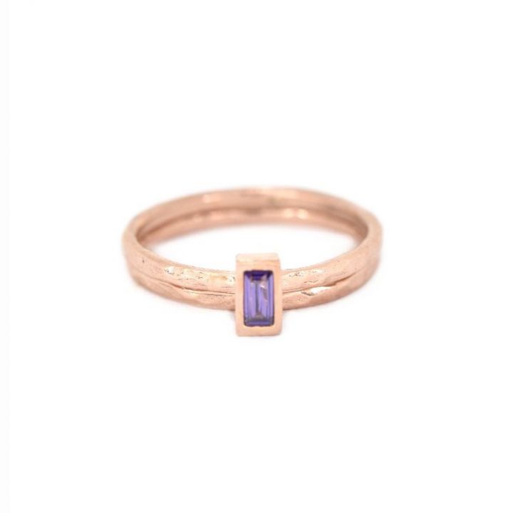 Carina Ring. Baguette Vertical Hammered [18K Rose Gold Plated]