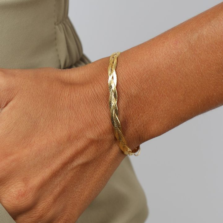 Diamond-Cut Braided Herringbone Bracelet in 10K Gold - 7.25