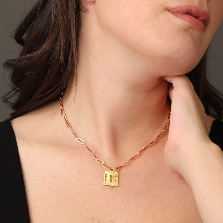 Mirella Geburtsblume Kette mit Gravur – Rote Kordel [750er Gold Vermeil]