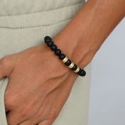 Zwarte Onyx Gegraveerde Ringetjes Armband voor Vrouwen [Goud Verguld]