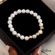Howlite Namensarmband für Damen mit Diamanten-Kugeln [750er Gold Vermeil]