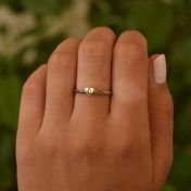 Gentle Heart Initial Ring Hammered [Sterling Silver]