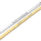 Mia Graviertes Gepunktetes Quadrat-Armband mit Diamanten [750er Gold Vermeil]