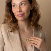 Family Circle Silhouette Map Necklace with Names [14 Karat Gold]