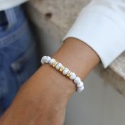 Namensarmband für Damen aus Howlith mit Diamanten [750er Gold Vermeil] 