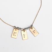 Classic Bar Initial Necklace Braille - Gold Plated