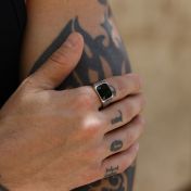 925 Silver Men's Onyx Ring  is enhanced with a glossy black onyx stone