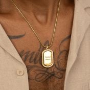 Collana di Cristallo con Etichetta a Forma di Mappa per Uomo - Placcata Oro 18 Carati