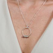 A Mother's Love Name Necklace [Sterling Silver]