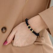 Armband aus glänzendem Onyx mit Gravur für Damen [750er vergoldet]