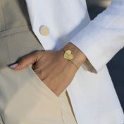 Herzensbindungen Gravierte Karte Armband [750er Gold Vermeil]