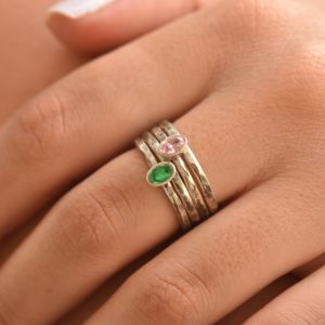 Bague Carina Martelée. Pierre Ovale Verticale [Argent 925]
