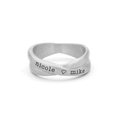 Kreuzende Wege Ring mit Namen [Sterlingsilber]