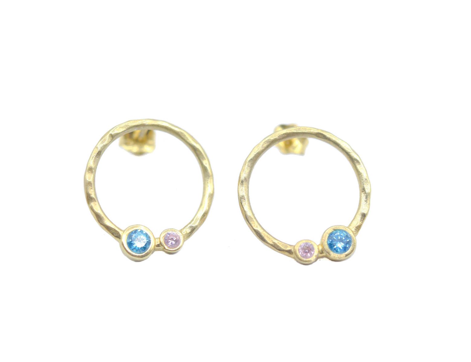A Mother's Love Earrings Hammered [Gold Plated]