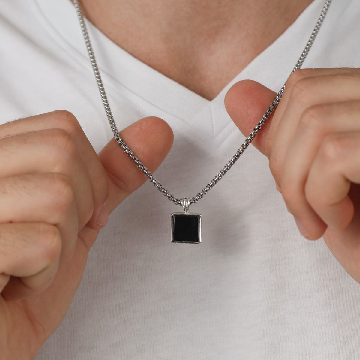 【Miansai】Slim Totem Onyx Necklace,Sterling Silver 103-